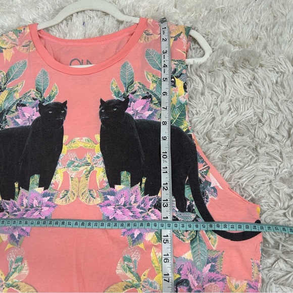 Chaser Floral Panther Print Tank Top NWT - Picture 12 of 13